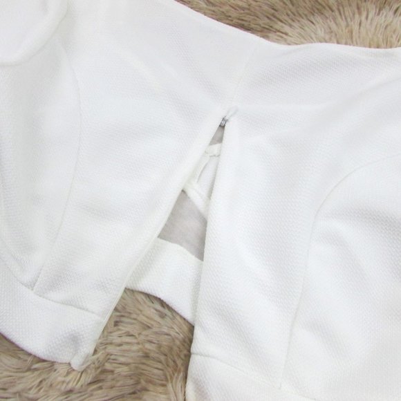 Sexy Mesh Inset Crop Top - Picture 9 of 10